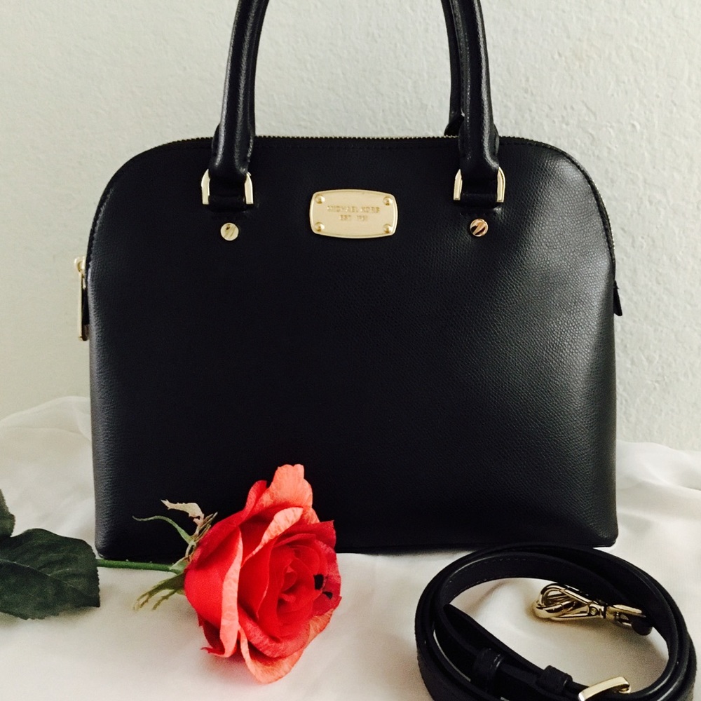 ⛔️SOLD⛔️Michael Kors Handbag